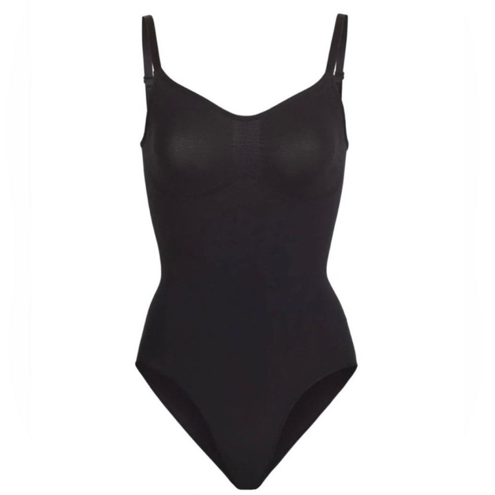 SKIMS Bodysuit